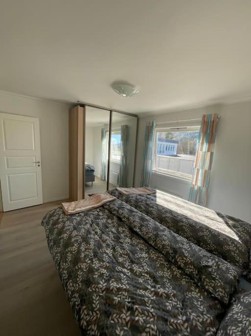 ברגן Lovely 2 Bedroom Apartmen With Free Parking מראה חיצוני תמונה